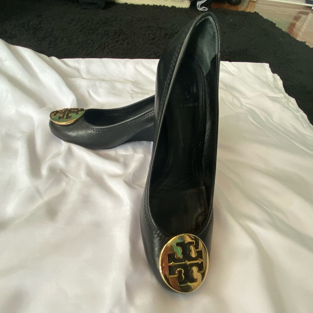 Tory Burch wedge pump sally